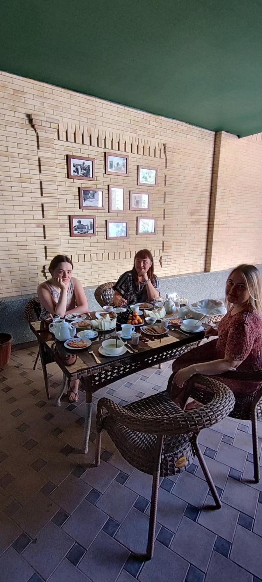 Hotel Mehribon Szamarkand Kültér fotó
